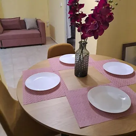 Zenia 1 στην καρδιά της πάτρας