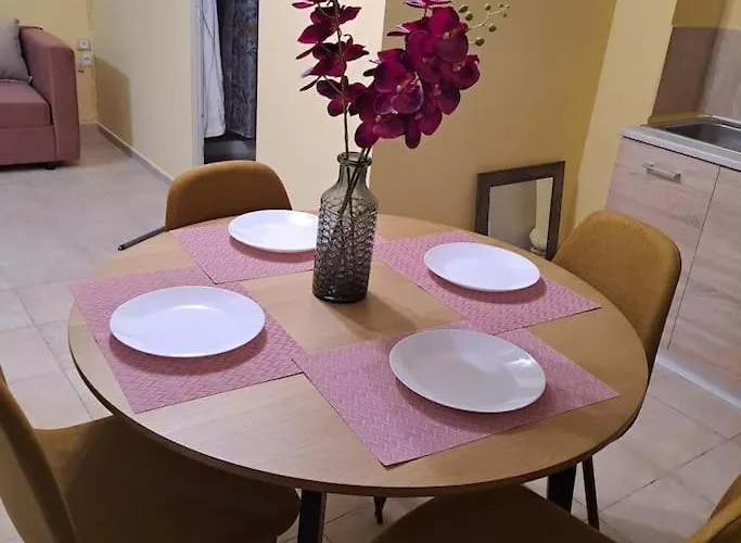 Zenia 1 στην καρδιά της πάτρας *